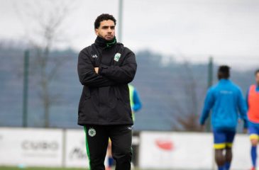 FUTEBOL: Armando Duarte renova com SC Salvadorense e aponta à subida de…